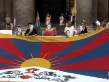 Sit in per ricordare il Lama Tibetano Tenzin Delek Rinpoche morto in carcere